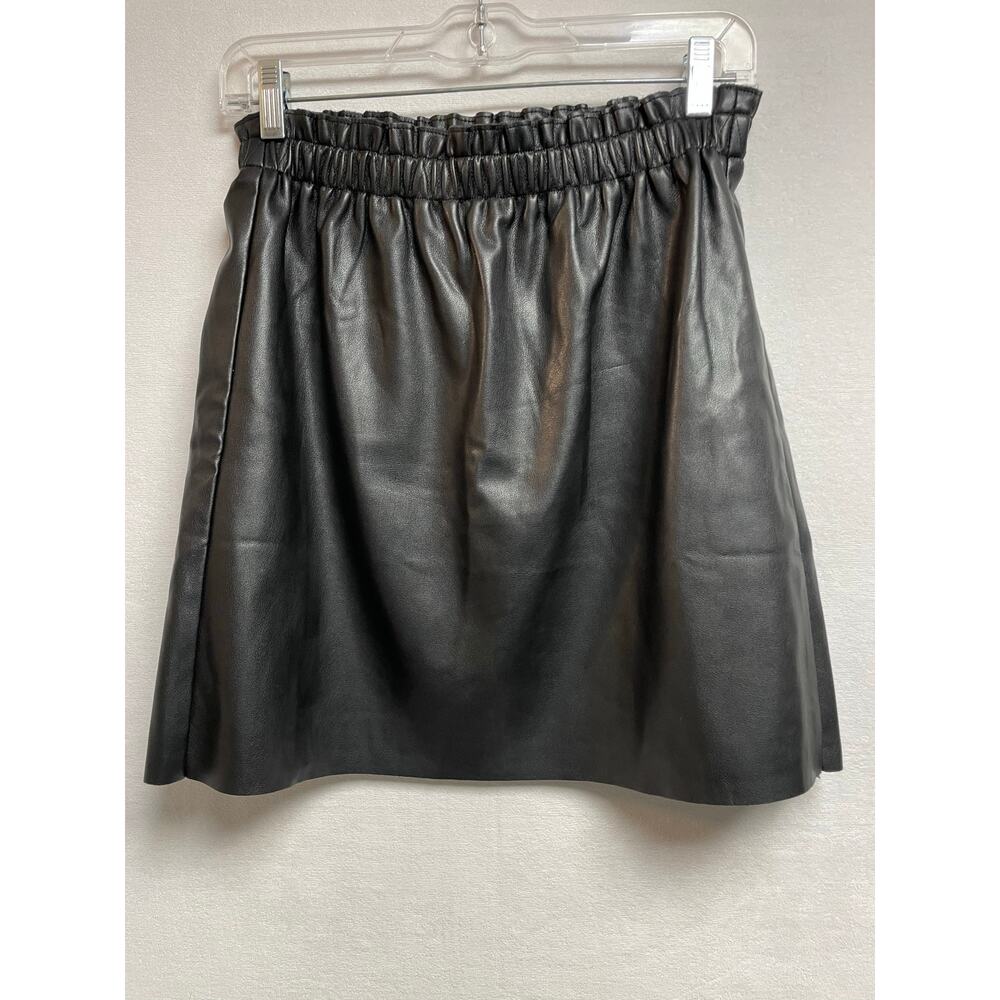 LOFT womens skirt black short‎ faux leather size XS soft cocktail mini skirt